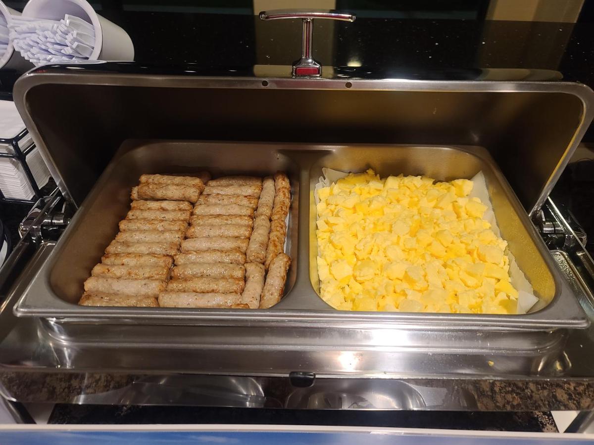 Comfort Inn & Suites Leeds I-20 Екстериор снимка